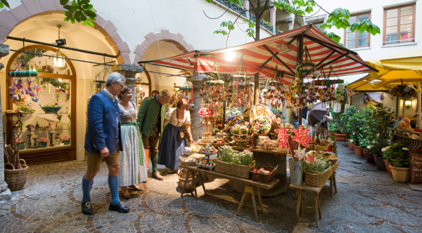 [1박2일] 비엔나 – 고사우/할슈타트 -잘츠부르크 - 샤프베르크(산악열차) - 체스키 크룸로프 – 프라하